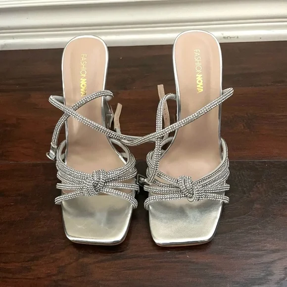 Silver Modern Heels - Picture 1 of 6